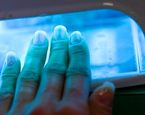 uv-nail-lamp